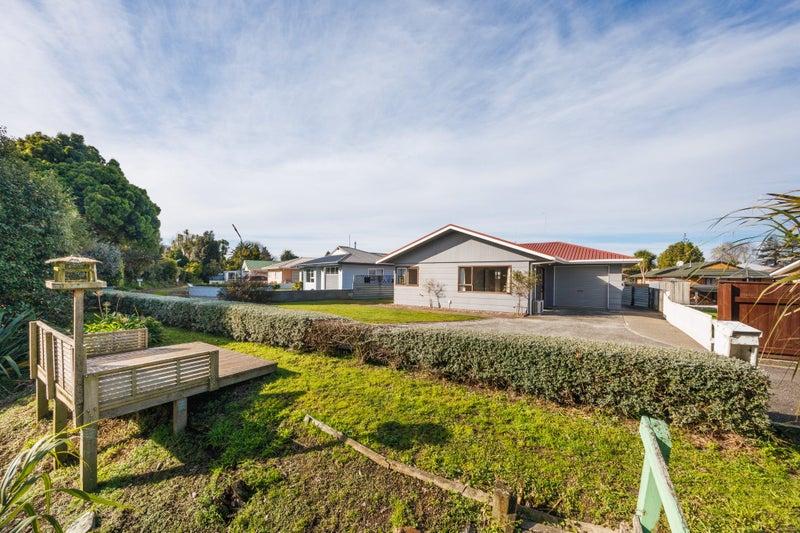 12 South Street, Feilding, Feilding - Carousel 2