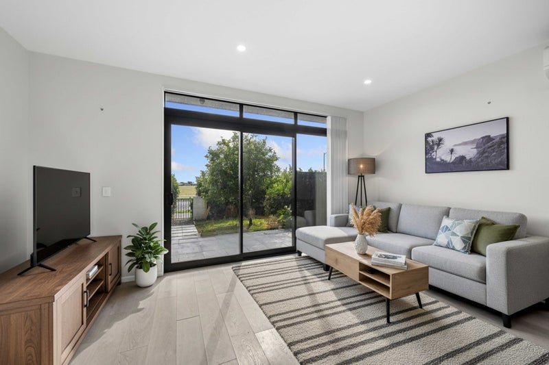 15 Battalion Drive, Papakura, Papakura - Carousel 2