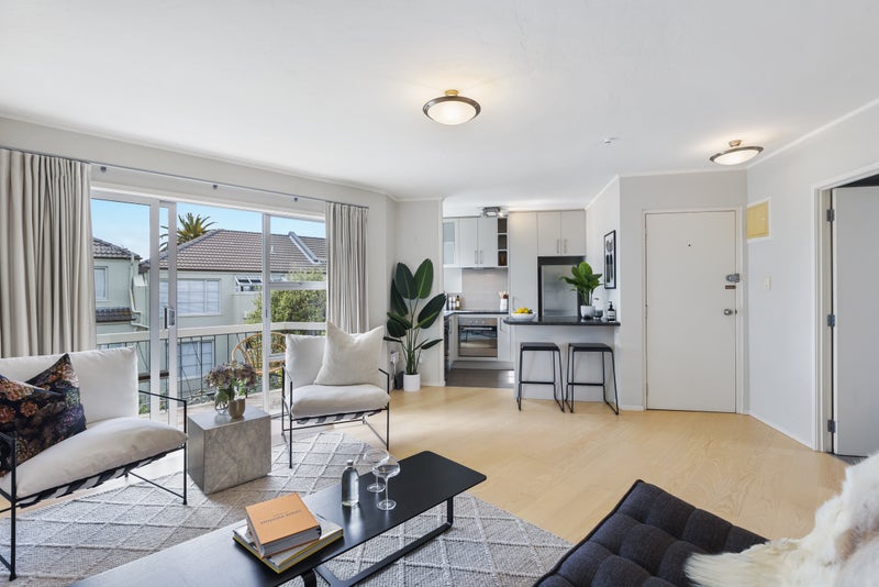 9/5 Curran Street, Herne Bay, Auckland - Carousel 1