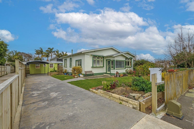 8 Cuba Street, Takaro, Palmerston North - Carousel 2