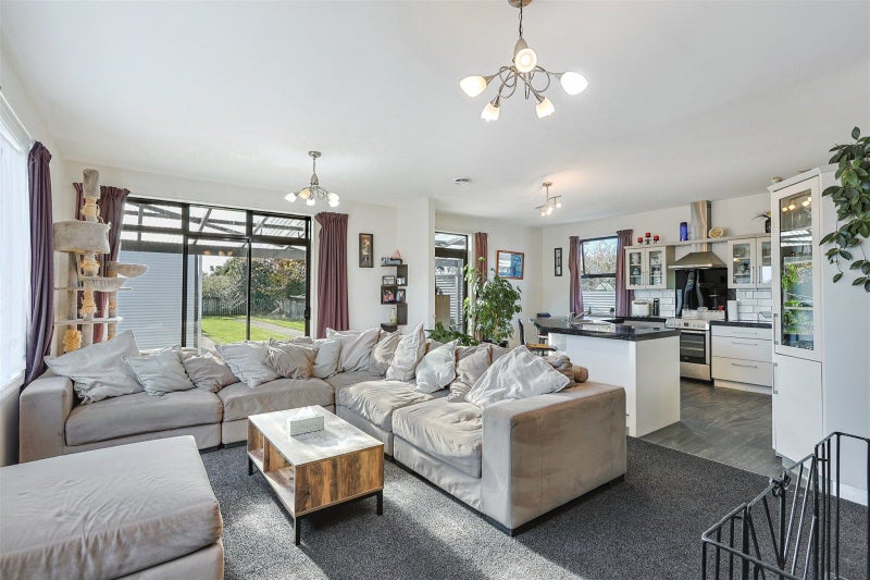 55 Wakefield Street, Westport, Westport - Carousel 2