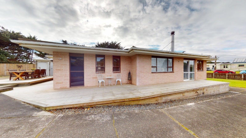 135 Rua Avenue, Waitarere Beach, Levin - Carousel 2