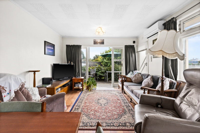 45 Middle Road, Havelock North, Havelock North - Carousel 1