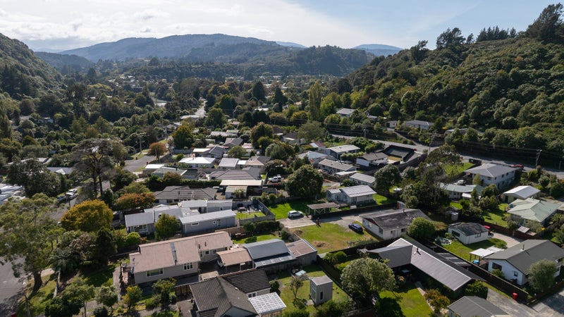 25 Black Beech Street, Birchville, Upper Hutt - Carousel 15