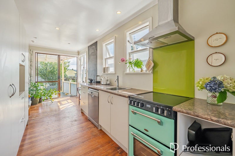21 Grierson Street, Naenae, Lower Hutt - Carousel 2