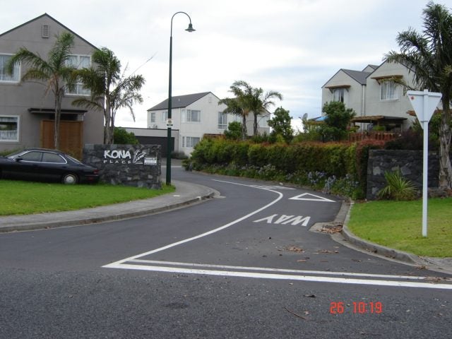 10 Asics Drive, Favona, Auckland - Carousel 1