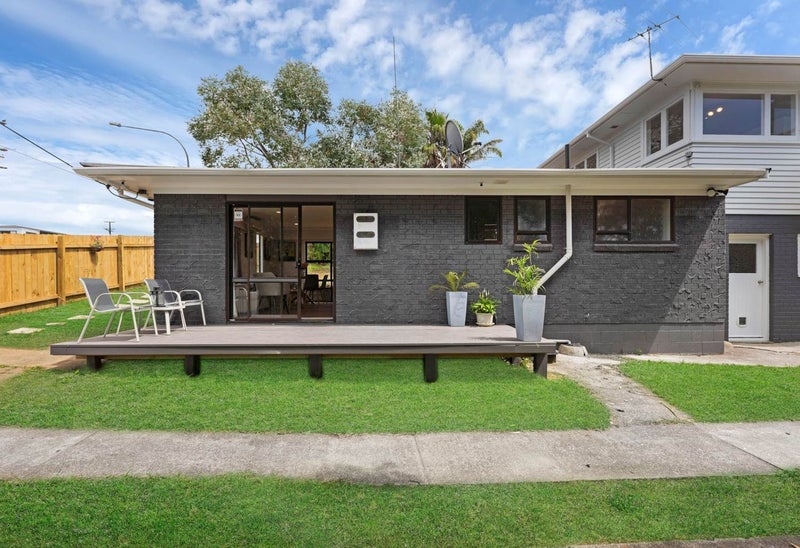 1/10 Mildmay Road, Henderson, Waitakere City, Auckland - Carousel 1