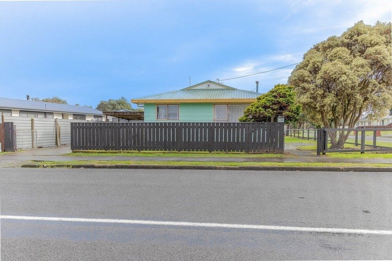 29 Carson Street, Castlecliff, Whanganui, Manawatu / Whanganui - Carousel 12