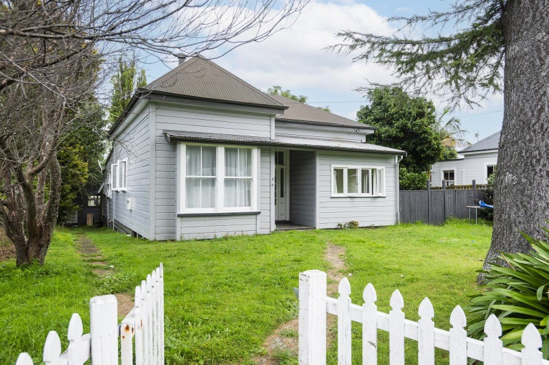 364 Clifford Street, Mangapapa, Gisborne - Carousel 1
