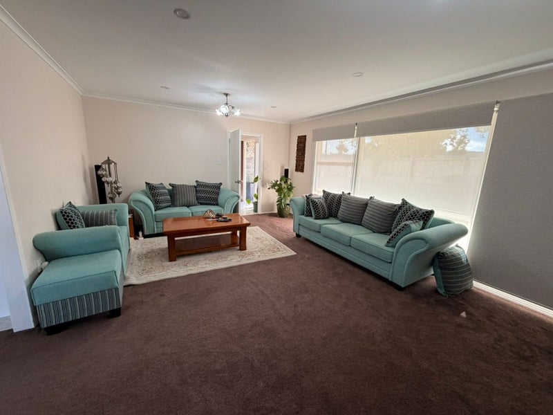 79 Birdwood Avenue, Papatoetoe, Auckland - Carousel 2