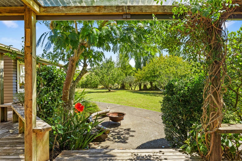 365 Matakana Valley Road, Warkworth - Carousel 2