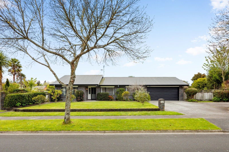 1 Halcione Close, Flagstaff, Hamilton - Carousel 1