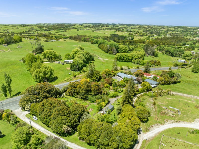 2103 State Highway 1, Kaiwaka, Kaiwaka - Carousel 22