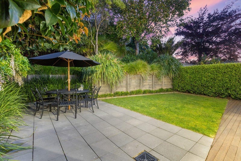 18 Gilbert Street, New Plymouth, New Plymouth - Carousel 49