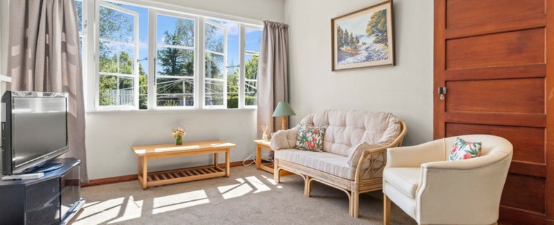 122 Essex Street, Masterton - Carousel 2