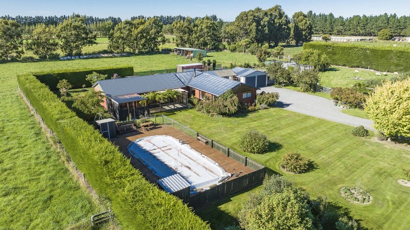 32 Warrens Road, Greendale, Darfield - Carousel 2