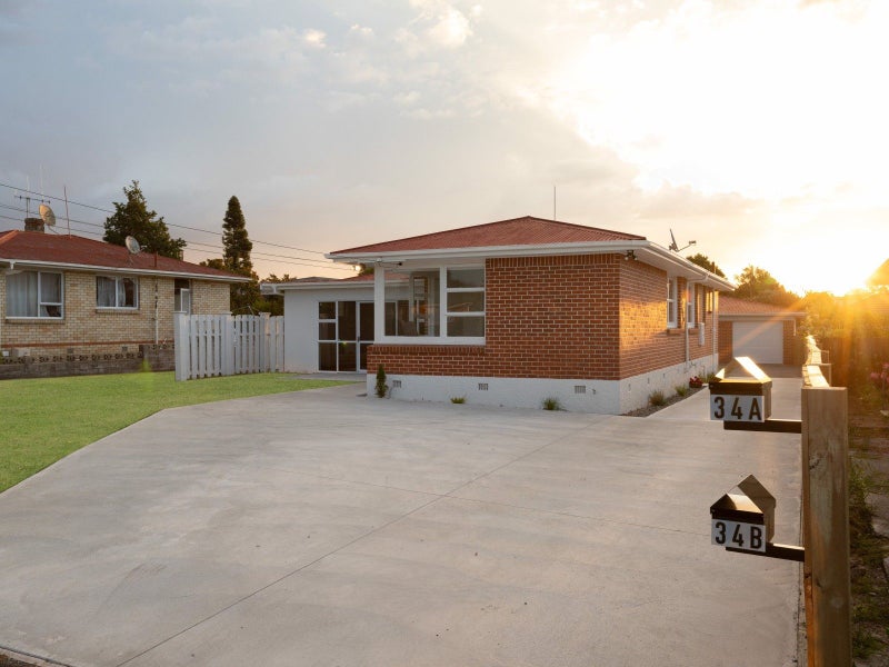 34 Fenwick Crescent, Hillcrest, Hamilton - Carousel 2