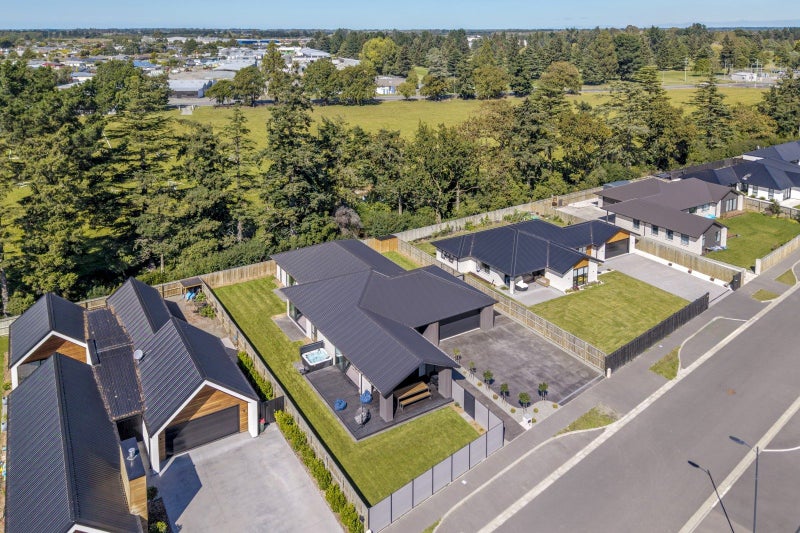 3 Jag Way, Tinwald, Ashburton - Carousel 26