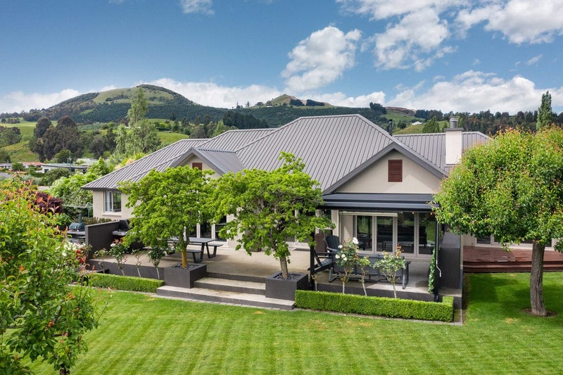 5 Orchard Grove, East Taieri, Mosgiel - Carousel 42