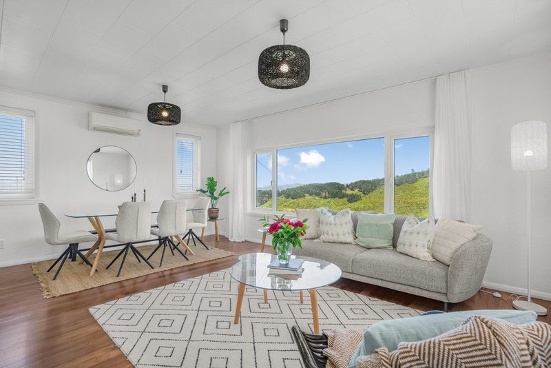 20 Titiro Moana Road, Korokoro, Lower Hutt - Carousel 2