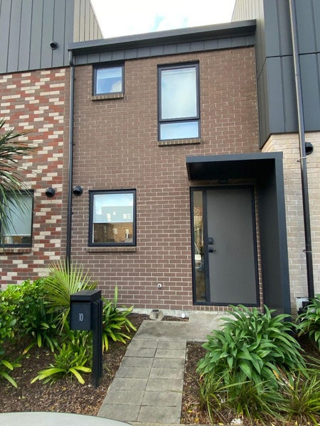 10 Rara Lane, Manukau, Auckland - Carousel 1