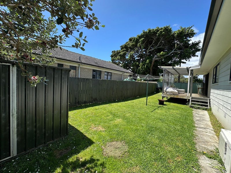 8B Golf Avenue, Otahuhu, Auckland - Carousel 1