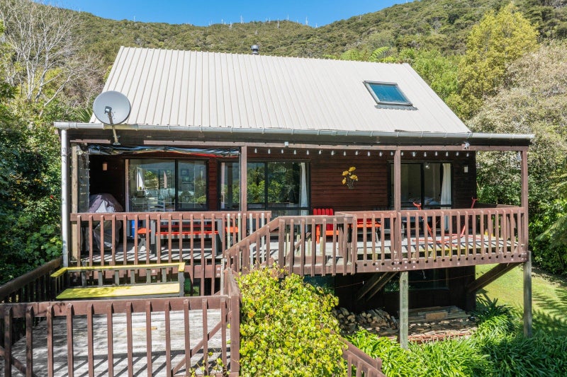 14 Sandy Bay Road, Black Rock, Marlborough Sounds - Carousel 23