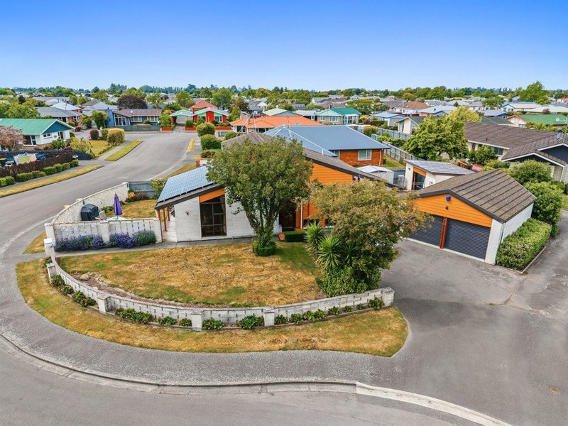 4 Ascot Place, Netherby, Ashburton - Carousel 1