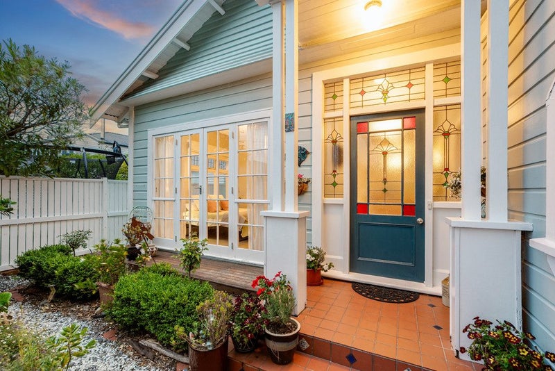 61 Oroua Street, Eastbourne, Lower Hutt - Carousel 1