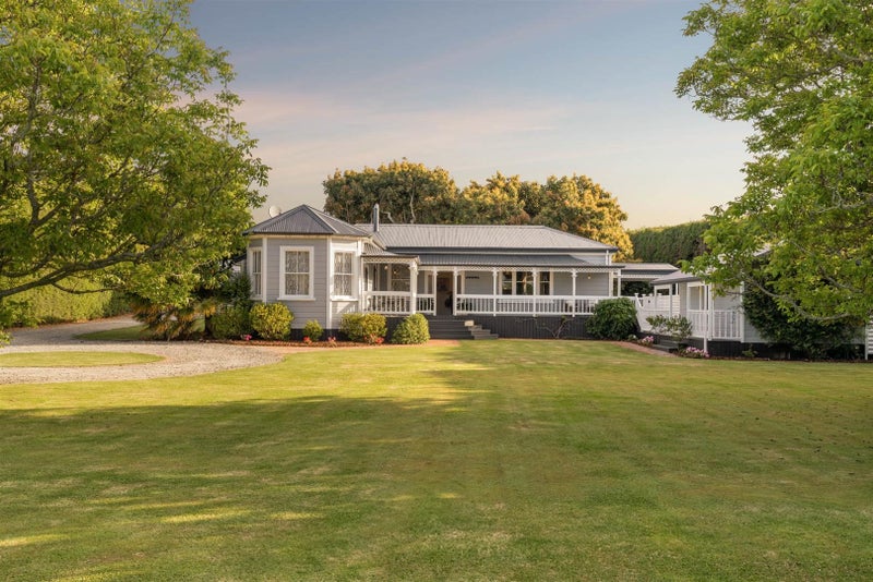 27 Paparoa Road, Tauranga - Carousel 1