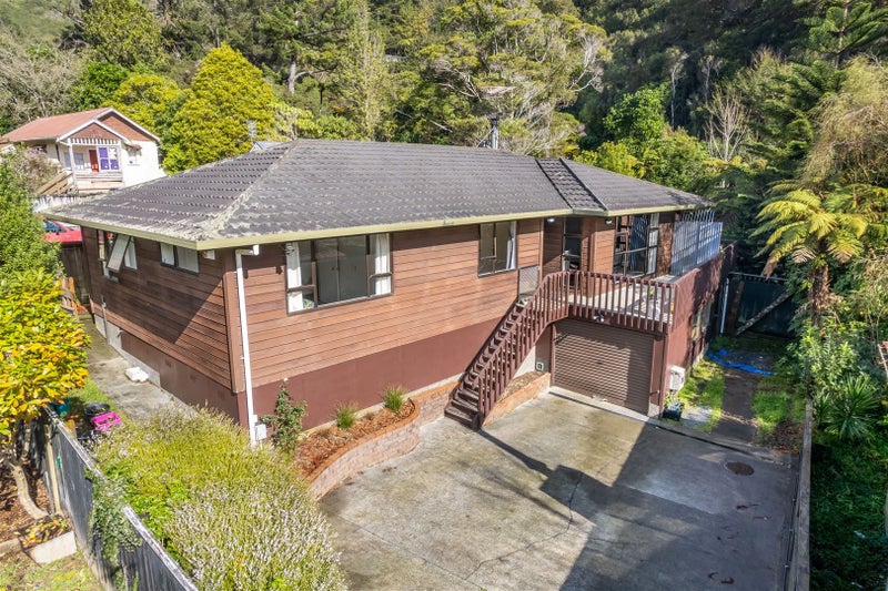 1/546 Stokes Valley Road, Stokes Valley, Lower Hutt - Carousel 1