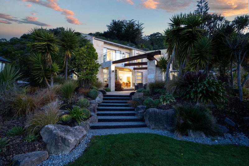92 McCormacks Bay Road, Mount Pleasant, Christchurch - Carousel 31