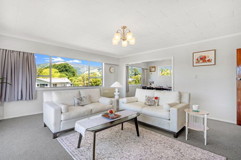 10 Cornwall Place, Stoke, Nelson - Carousel 2