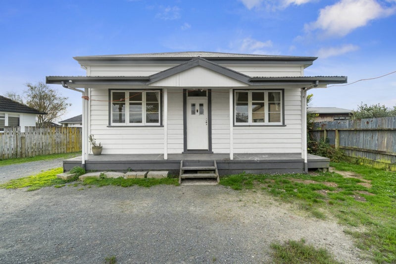 57A Marshall Street, Fairfield, Hamilton - Carousel 1