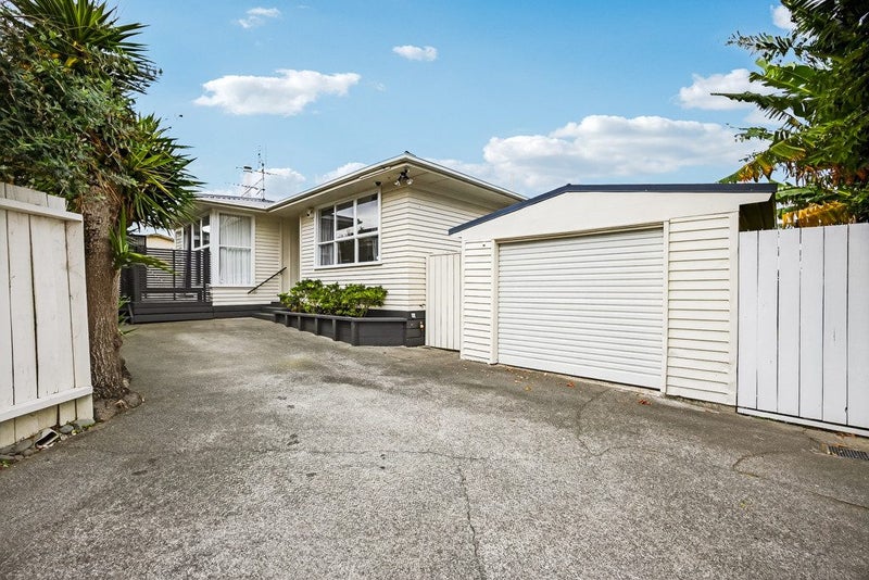 48B Boakes Road, Mount Wellington, Auckland - Carousel 1