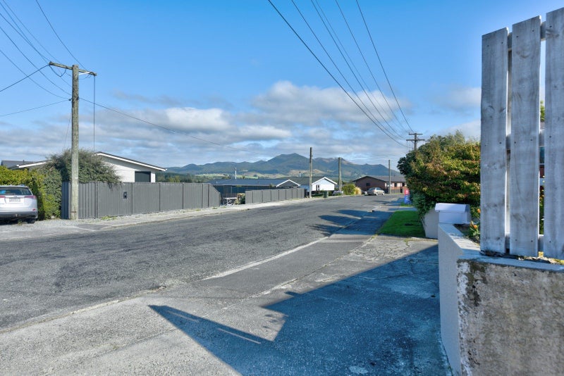 6 Tainui Street, Gore, Gore - Carousel 27
