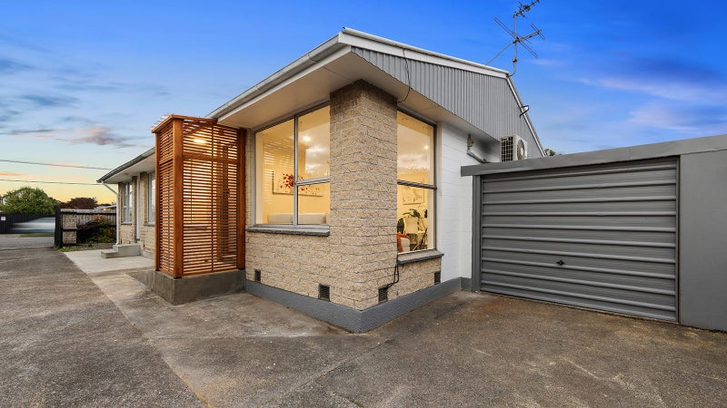 2/560 Hereford Street, Linwood, Christchurch City, Canterbury - Carousel 1