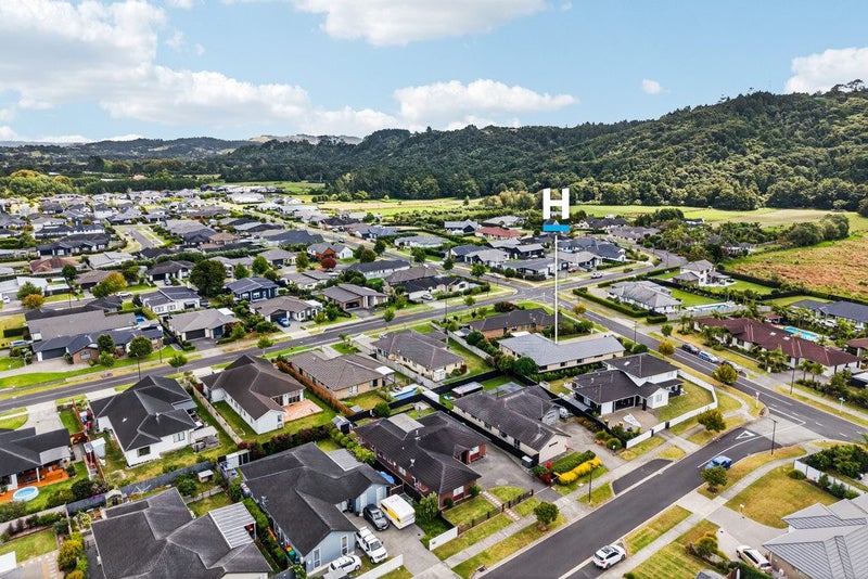 27 Parlane Drive, Huapai, Kumeu - Carousel 17