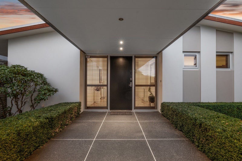 7 Havana Gardens, Shirley, Christchurch - Carousel 2