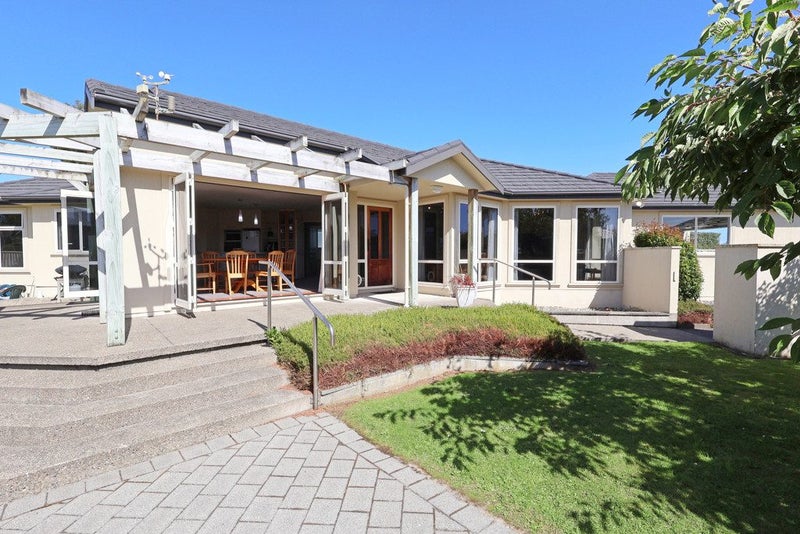 73 Rosewood Drive, Rosedale, Invercargill - Carousel 1