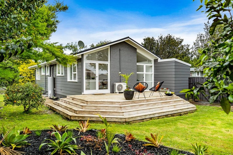Property Valuation for 37 Wallace Road, Mangere Bridge, Auckland