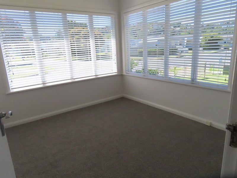 20 Logan Avenue, Marewa, Napier - Carousel 9