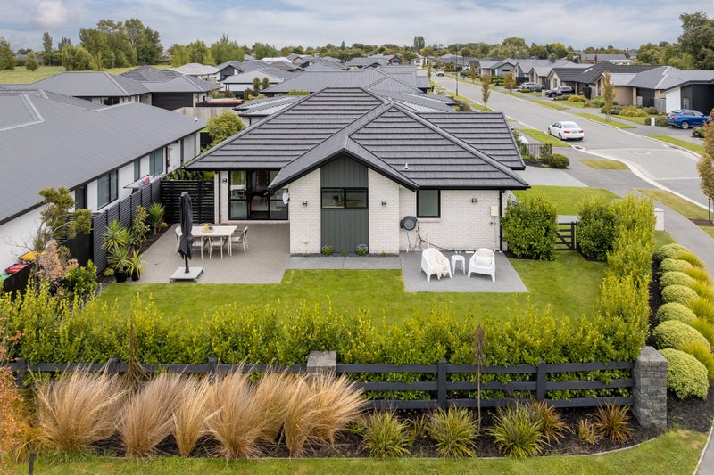 13 Glengael Drive, Halswell, Christchurch - Carousel 23
