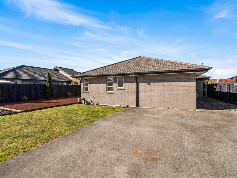 1A Richmond Avenue, Halswell, Christchurch - Carousel 26