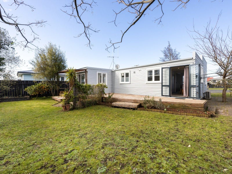 10 Sayer Street, Frankton, Hamilton - Carousel 2