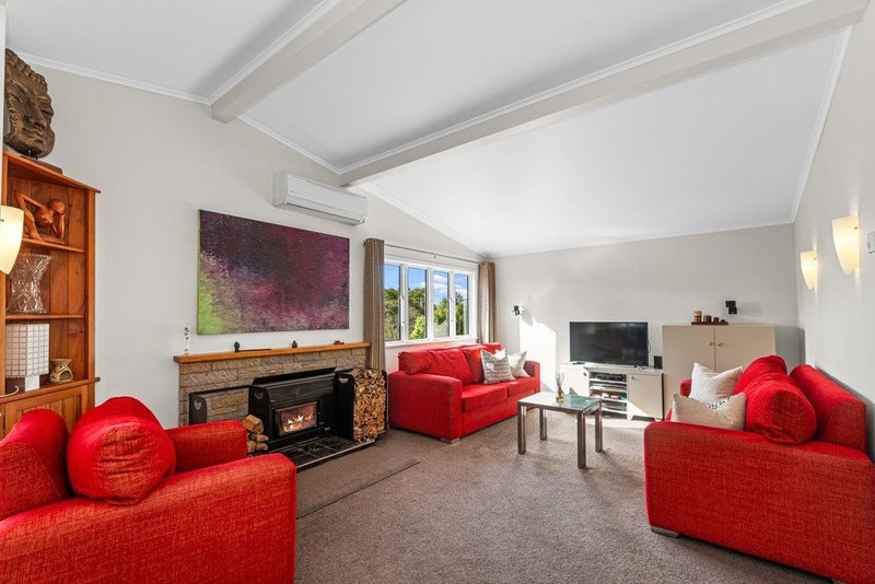 29 Lyndhurst Road, Te Atatu South, Waitakere City, Auckland - Carousel 2