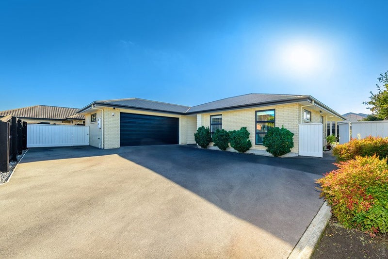 7 Wisteria Lane, Rangiora, Rangiora - Carousel 1