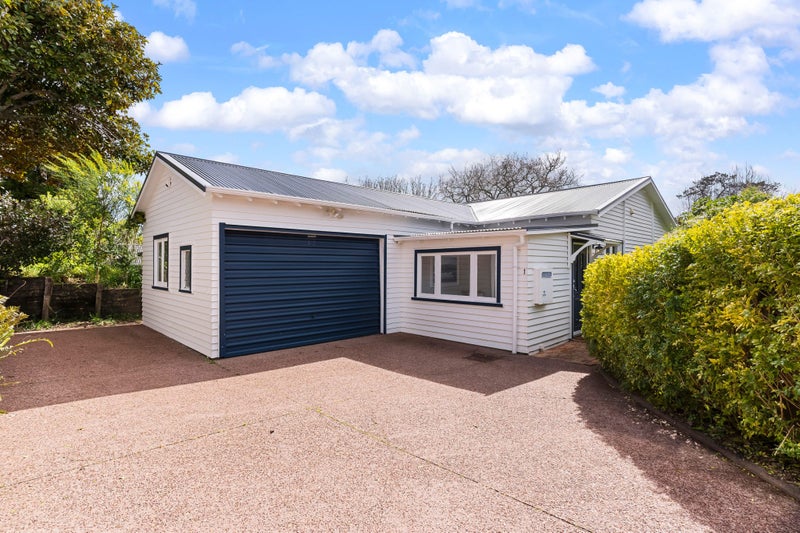 1/20 Zion Road, Birkenhead, Auckland - Carousel 1