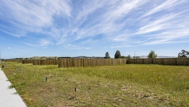 5 Frank Lane, Amberley, Amberley - Carousel 1