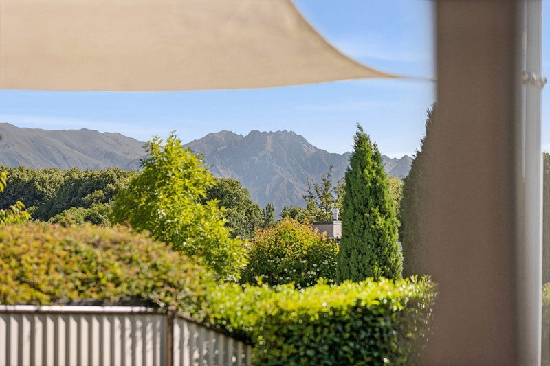 24 Old Station Avenue, Wanaka - Carousel 21